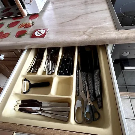 In - - New * Velbert