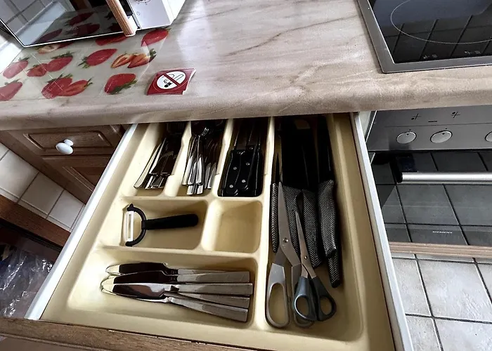 In - - New * Velbert